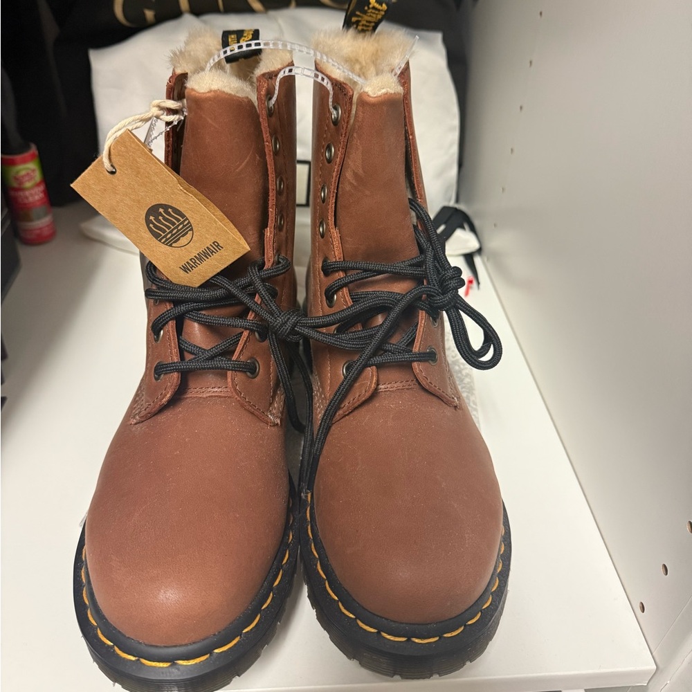 1460 Dr. Martens Serena Faux-Fur Lined Women’s Farrier Leather Boots, Size 8.